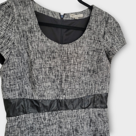 DE Collection Tweed Faux Leather Trim Knee Length Sheath Dress Women Sz 12 - Picture 3 of 7